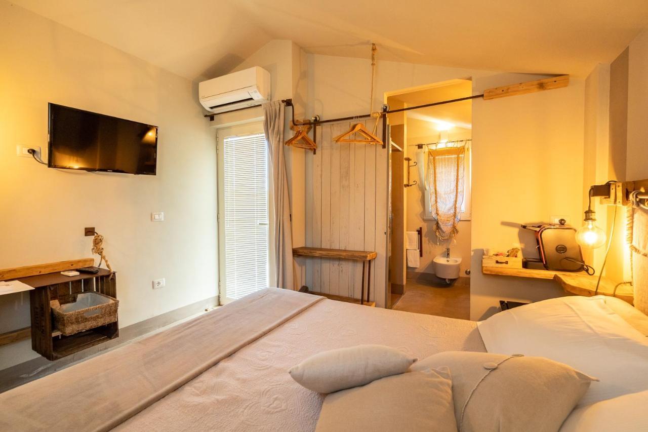 Agriturismo Sweet Cottage Марина-ди-Гроссето Экстерьер фото